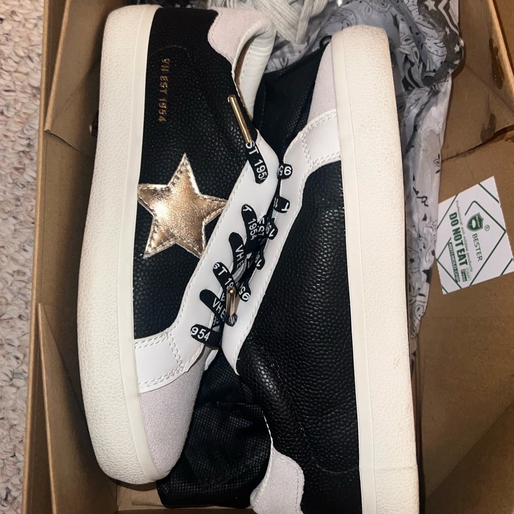 Vintage Havana Sneakers